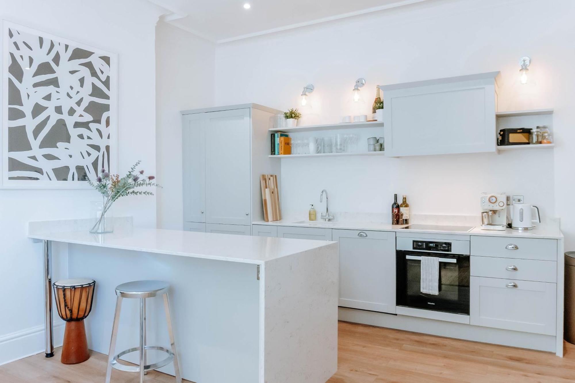 Dragon Parade Apartment - Central Harrogate Bagian luar foto