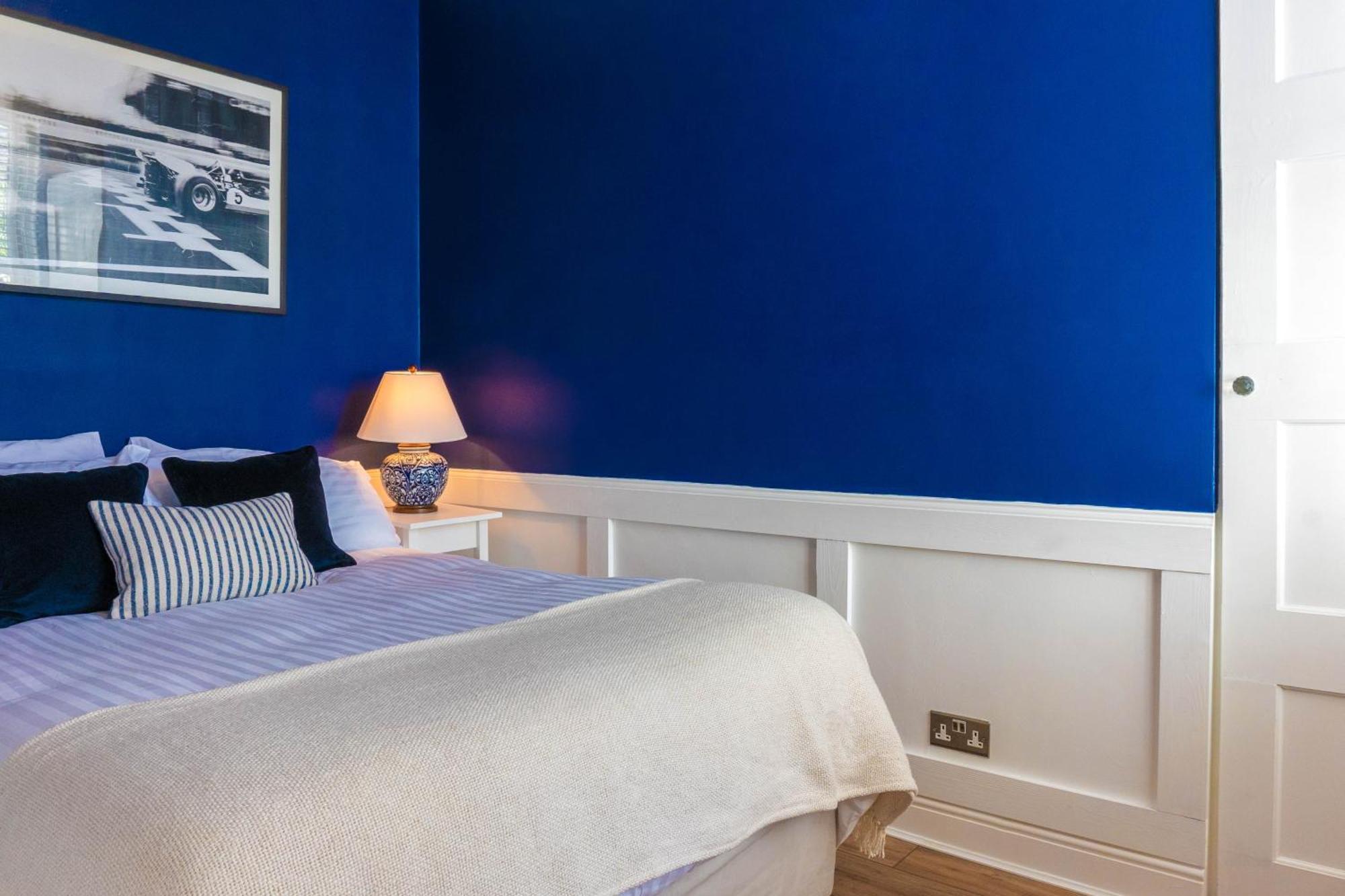 Dragon Parade Apartment - Central Harrogate Bagian luar foto