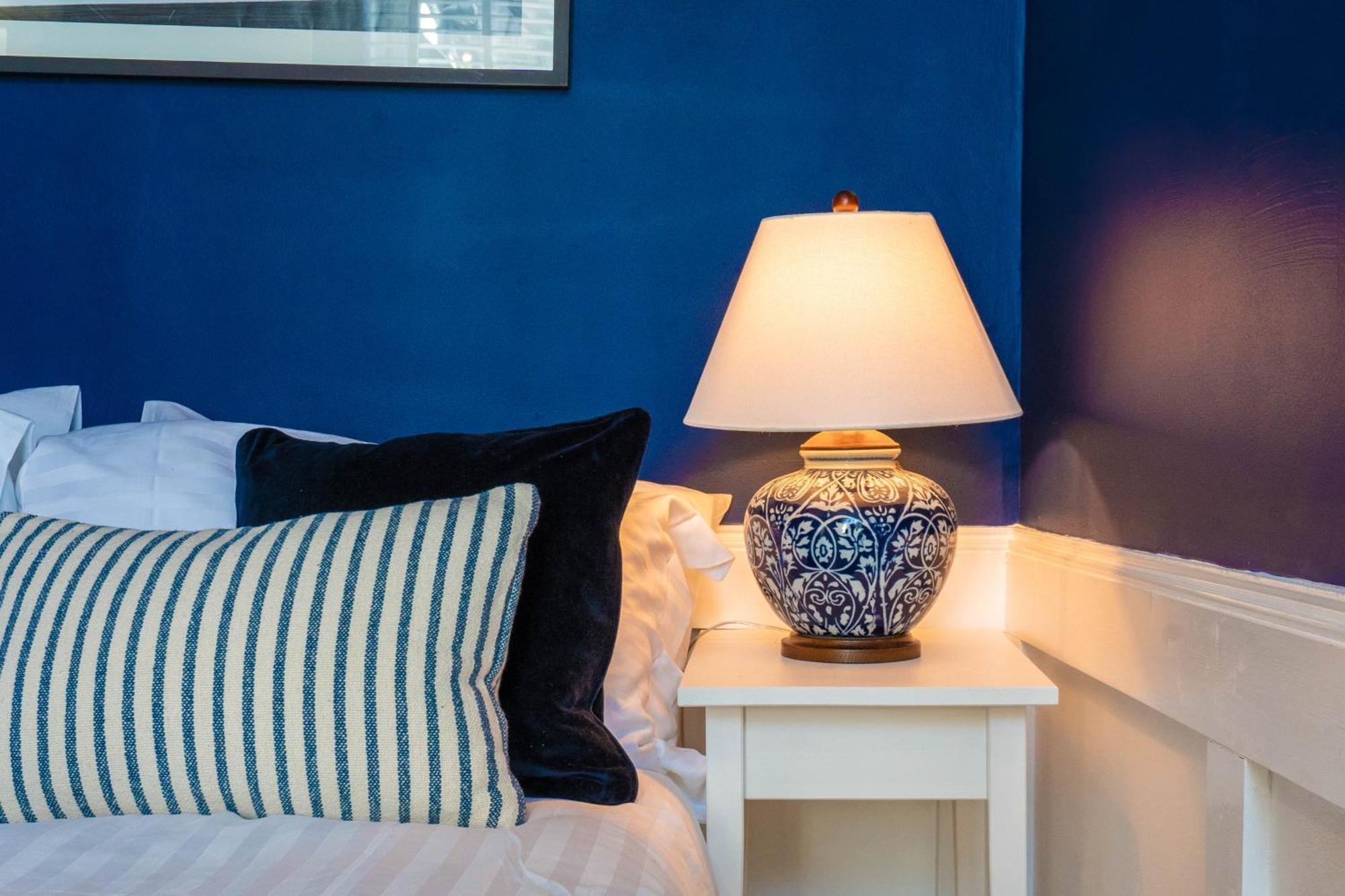 Dragon Parade Apartment - Central Harrogate Bagian luar foto