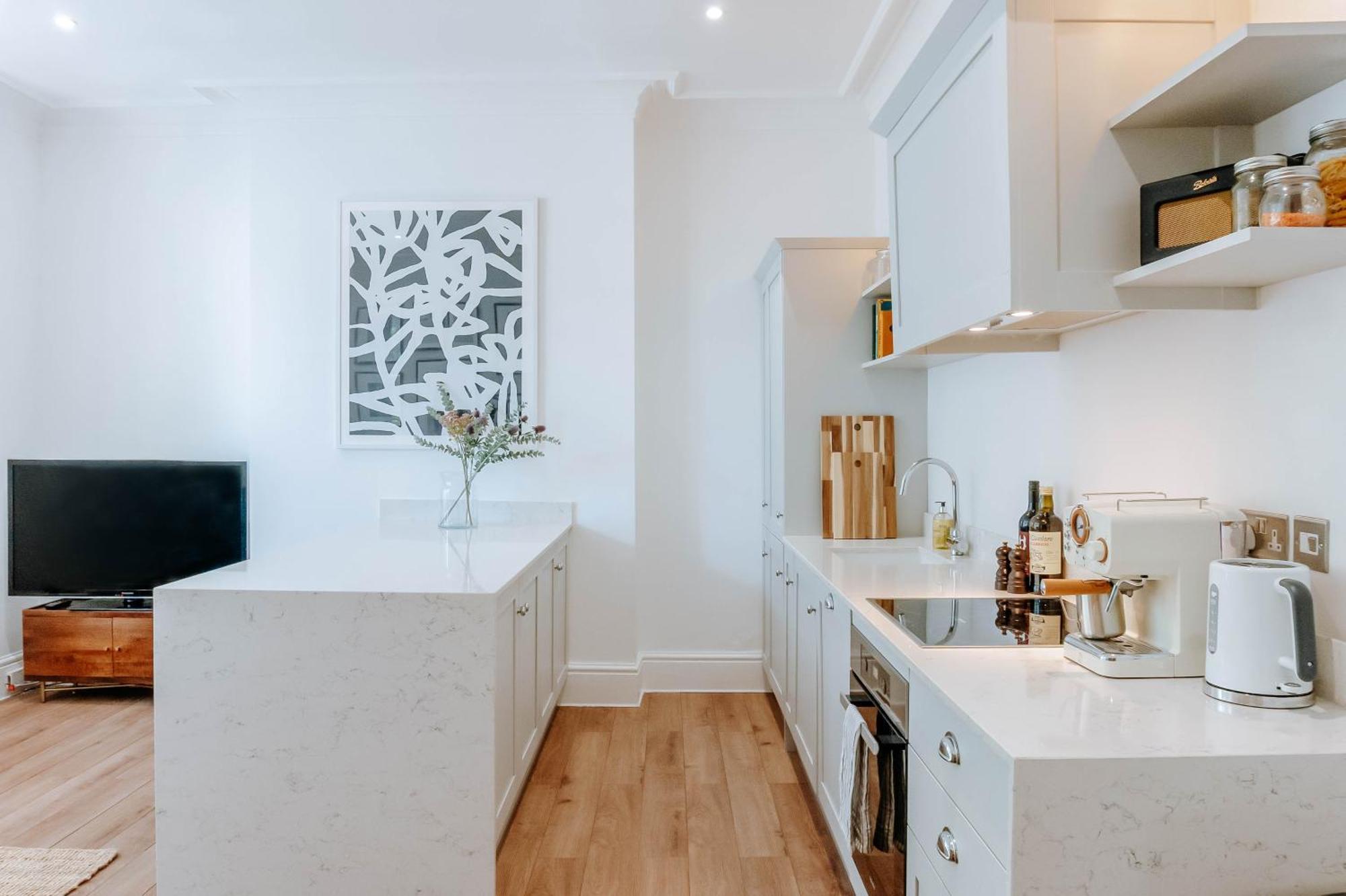 Dragon Parade Apartment - Central Harrogate Bagian luar foto